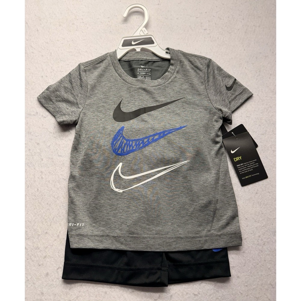 Nike Boys 3T Dri-FIT‎ Triple Swoosh Graphic Tee & Shorts Activewear Outfit Set